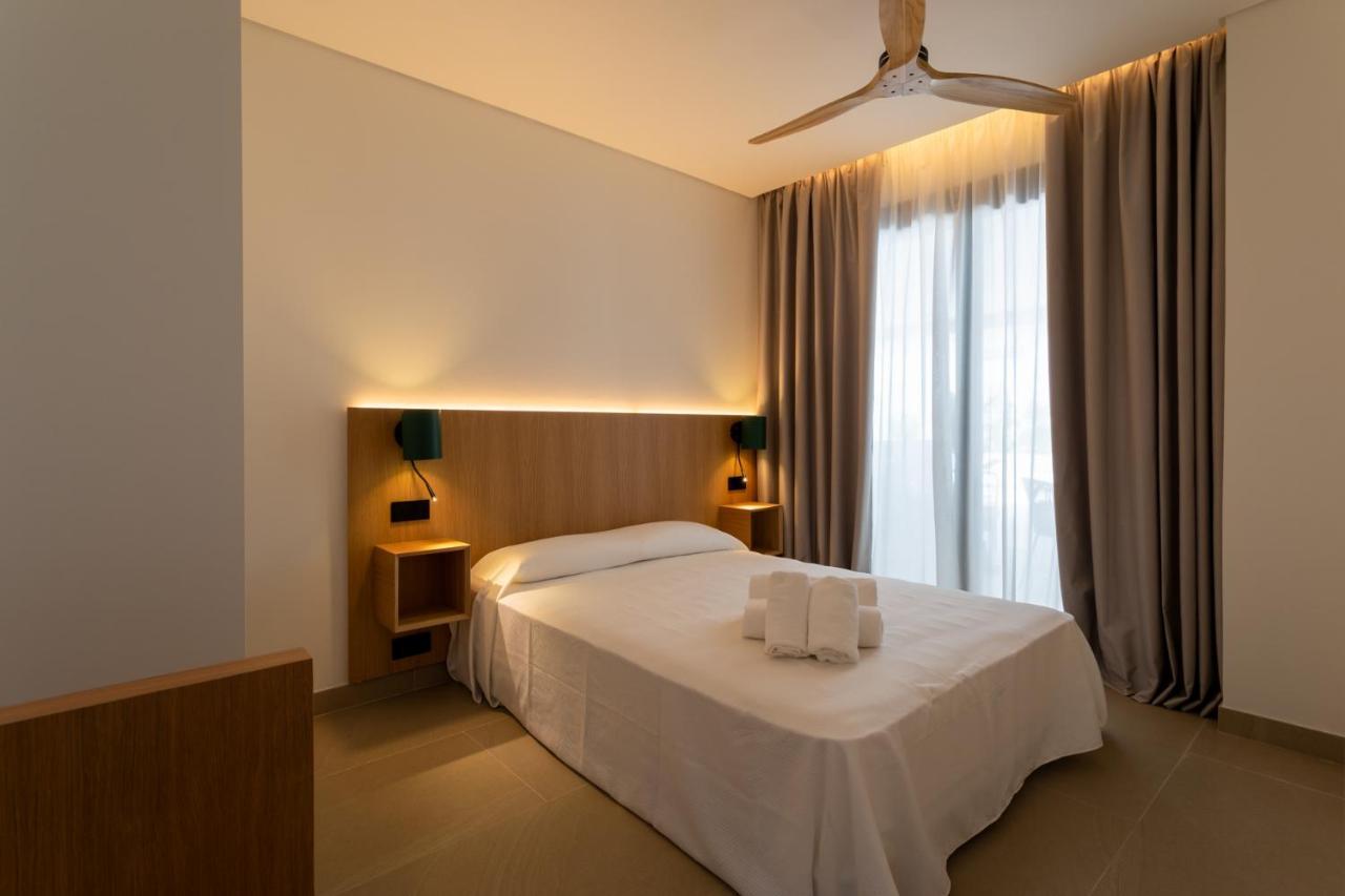 Hotel Apartamentos Hamus Conil De La Frontera Εξωτερικό φωτογραφία