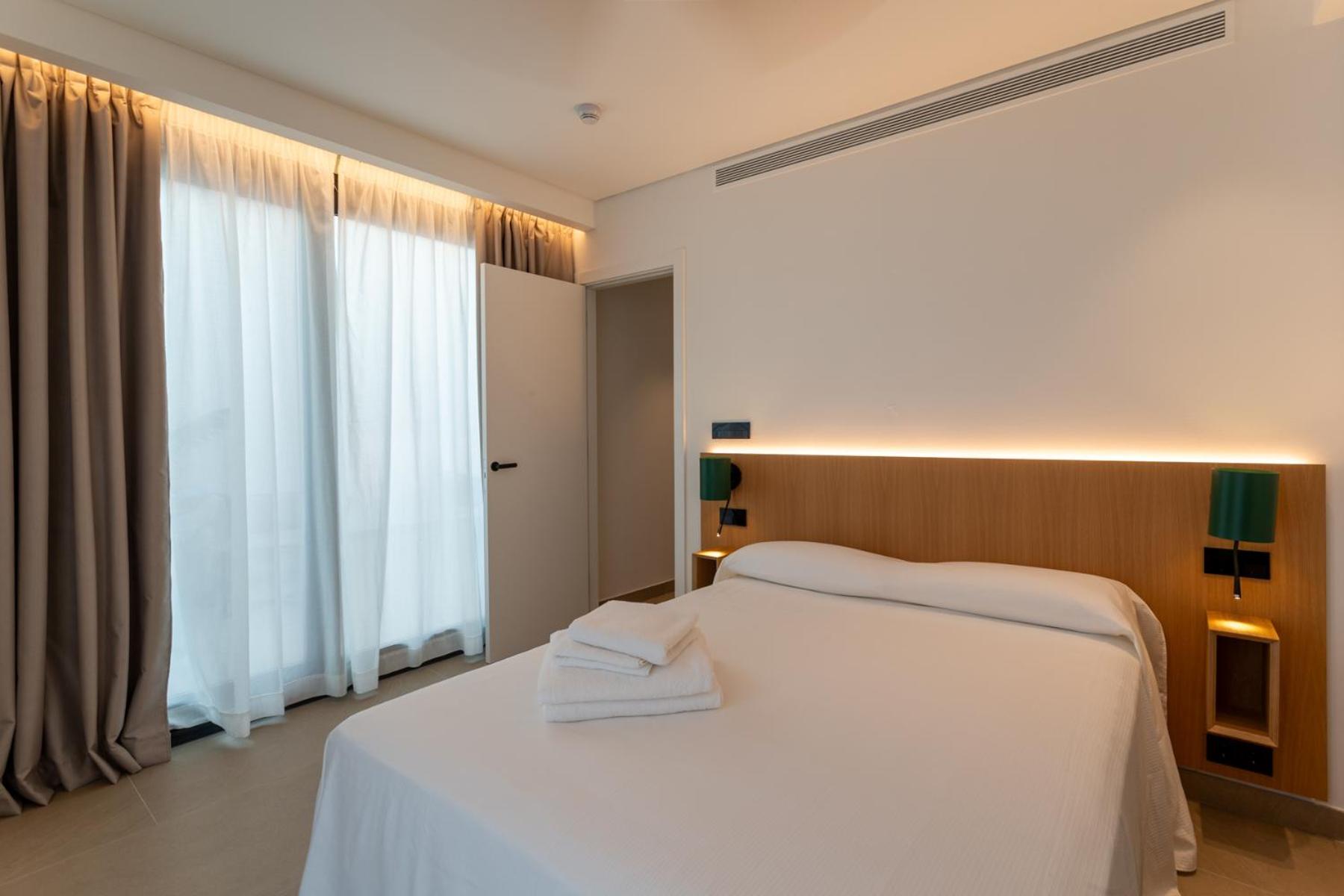 Hotel Apartamentos Hamus Conil De La Frontera Εξωτερικό φωτογραφία